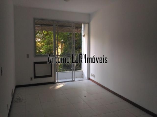Apartamento para Venda em Rio de Janeiro - 2